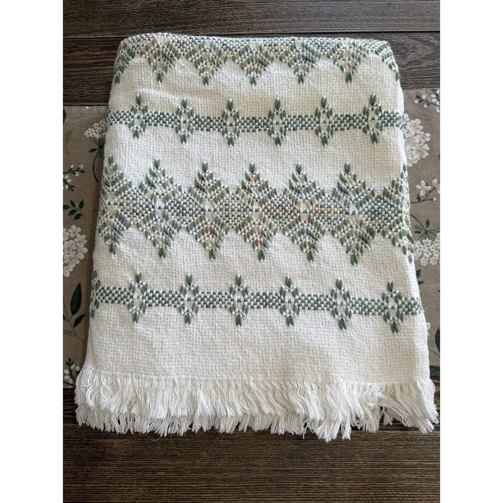 Scandinavian Woven Table Cloth Or Throw - White 62X50 In Excellent Condition!